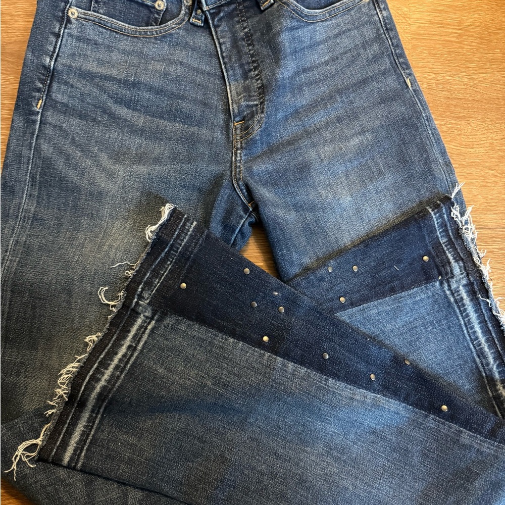 Lucky Brand Blue Ankle Jeans with Frayed Hem